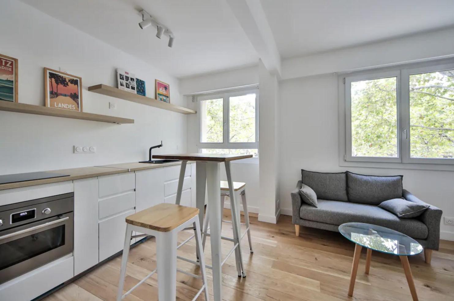 Appartement Le Reve Blanc -lumineux & Cosy- Independant Parijs